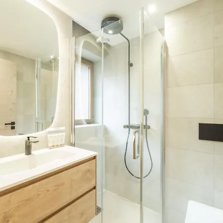 Apartment Moderne Au Coeur De Le Praz Avec Wifi Et Parking - Fr-1-568-40 Courchevel